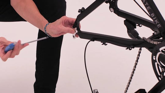 How to change derailleur hanger